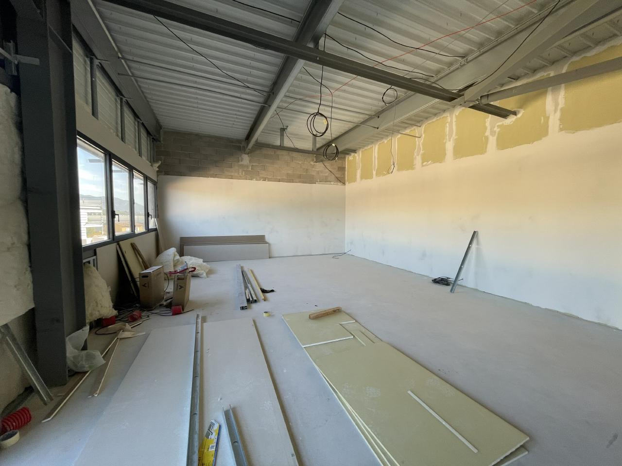 Local d'activité Seyne-sur-Mer 5751m² Location local d'activité Seyne-sur-Mer Var OLACT2311925 2